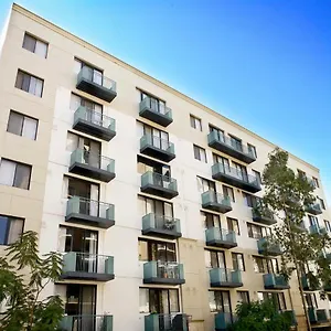 Mont Clare Boutique Apartahotel