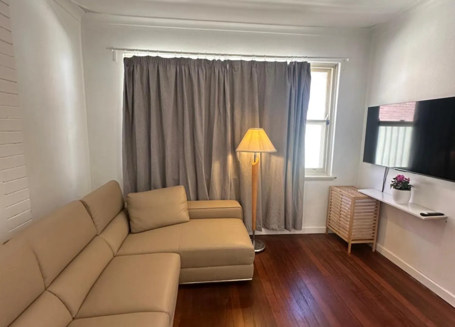 Villa In Nedlands, Venice Perth